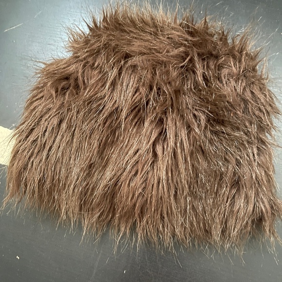 Fun Furry Brown Hat - Picture 1 of 2